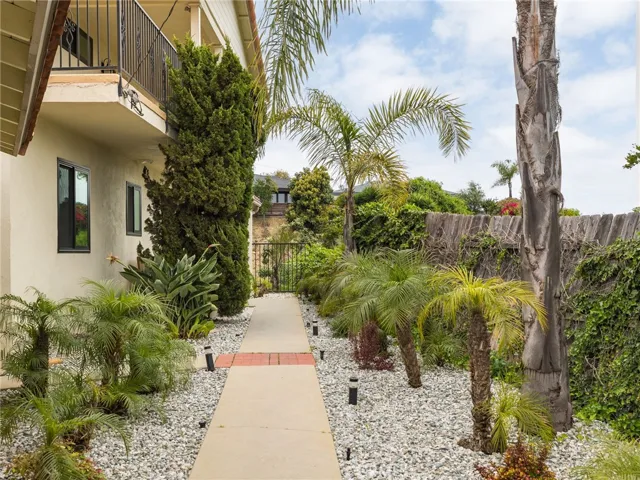 2213 Via Velardo, Rancho Palos Verdes, California 90275