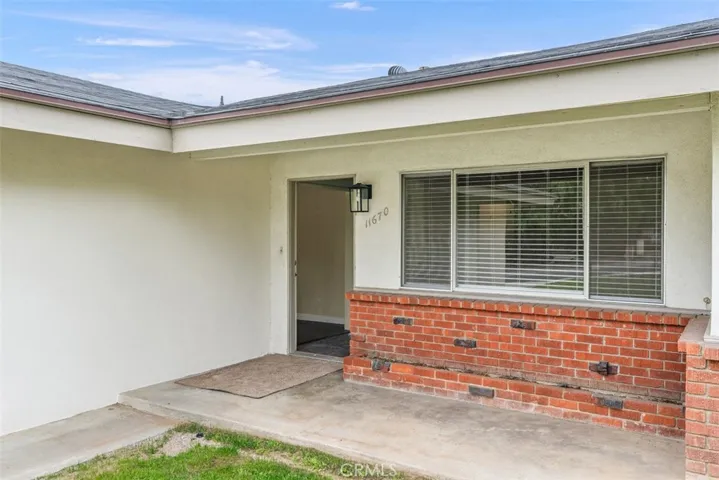 11670 Doverwood Drive, Riverside, California 92505