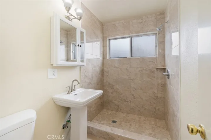11670 Doverwood Drive, Riverside, California 92505