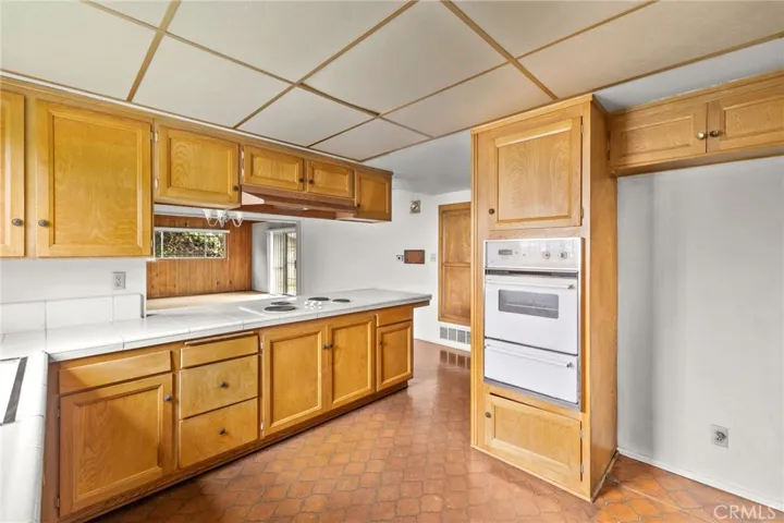 2119 W 184th Street, Torrance, California 90504