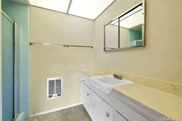2119 W 184th Street, Torrance, California 90504