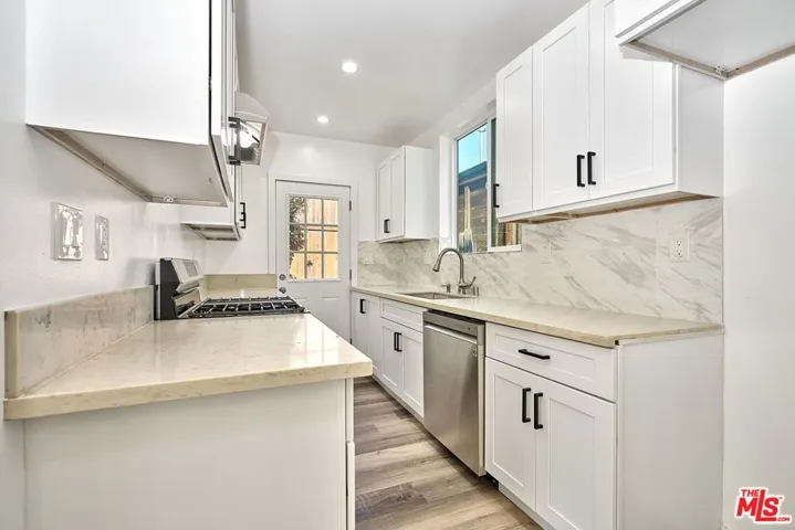 2710 Sawtelle Boulevard, Los Angeles, California 90064