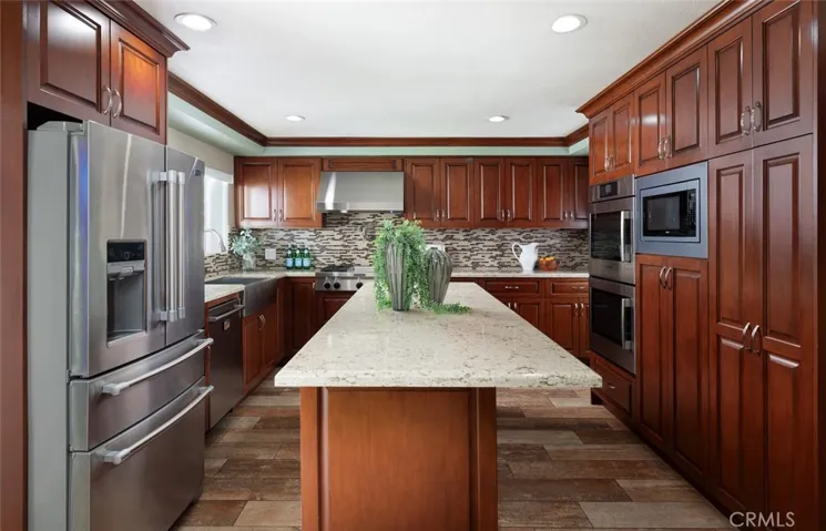 5541 Pineridge Drive, La Palma, California 90623