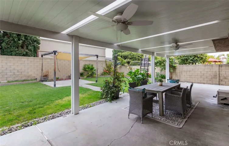 5541 Pineridge Drive, La Palma, California 90623
