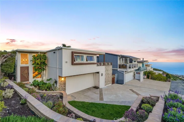 1080 Noria Street, Laguna Beach, California 92651