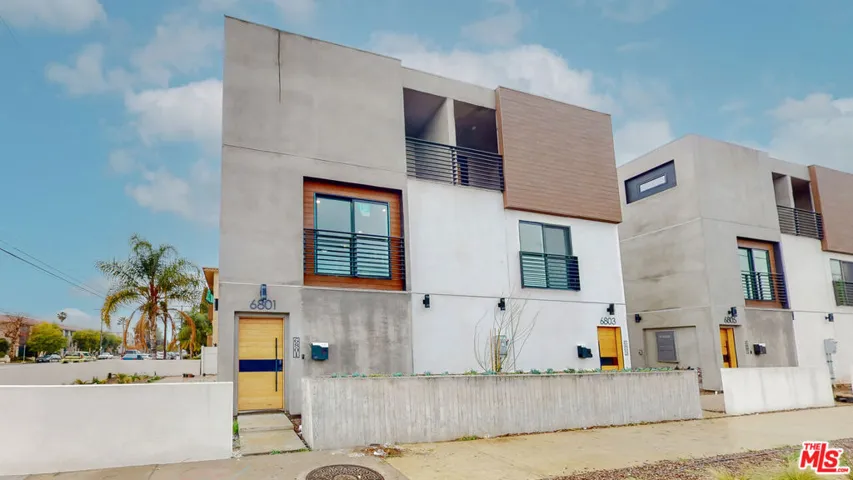 6809 Gloria Avenue, Los Angeles, California 91406