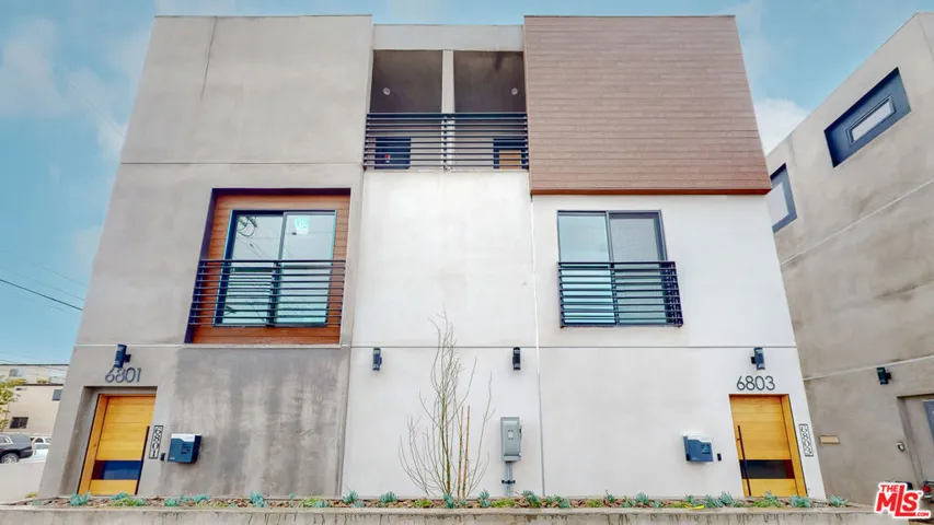 6809 Gloria Avenue, Los Angeles, California 91406