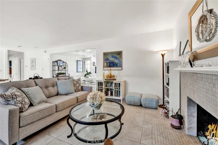17171 Hague Lane, Huntington Beach, California 92647