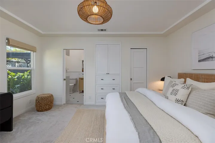 3759 Locust Avenue, Long Beach, California 90807