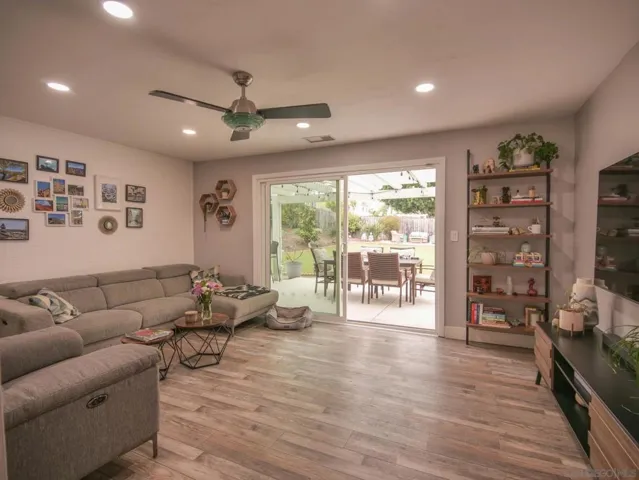 9772 Castaic Ct, Santee, California 92071