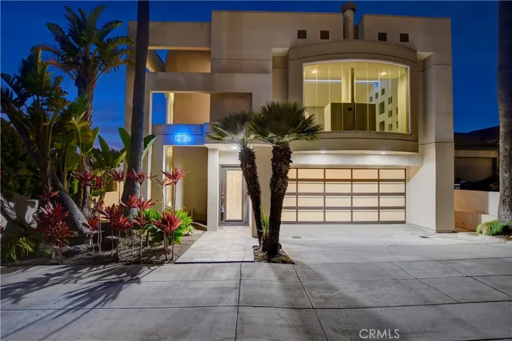1235 2nd Street, Hermosa Beach, California 90254