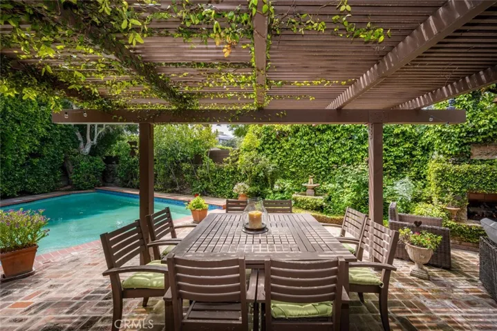 11614 Regent Street, Los Angeles, California 90066