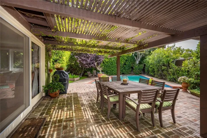 11614 Regent Street, Los Angeles, California 90066