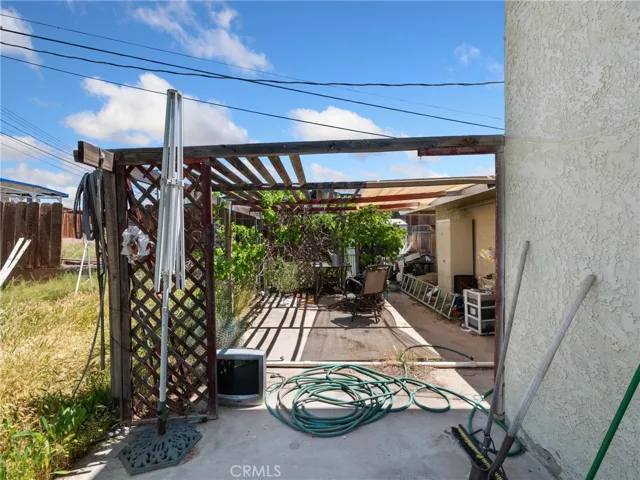 25536 Tamarisk Street, Barstow, California 92311