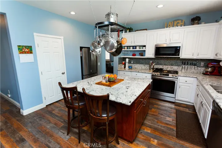 34241 Sherwood Drive, Yucaipa, California 92399