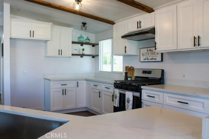 290 N A Street, Perris, California 92570