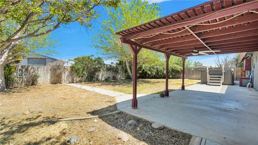 12271 Middleton Rd, Phelan, California 92372