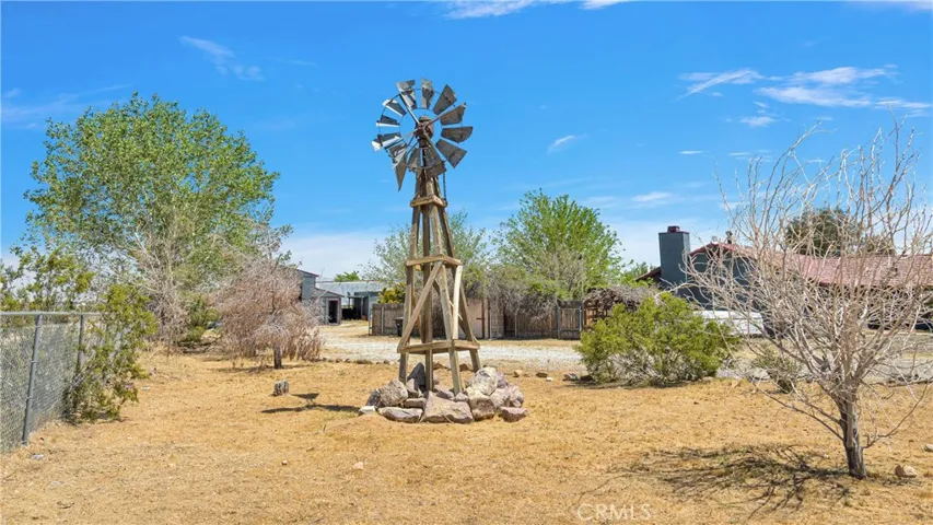 12271 Middleton Rd, Phelan, California 92372
