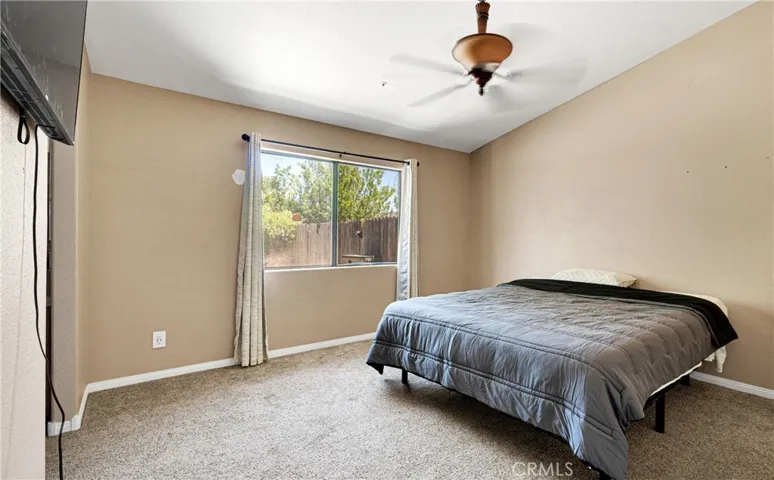 12271 Middleton Rd, Phelan, California 92372