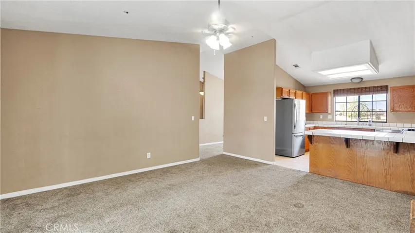 12271 Middleton Rd, Phelan, California 92372