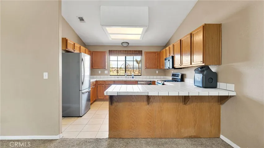 12271 Middleton Rd, Phelan, California 92372