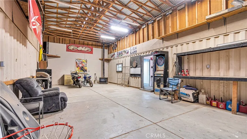 12271 Middleton Rd, Phelan, California 92372