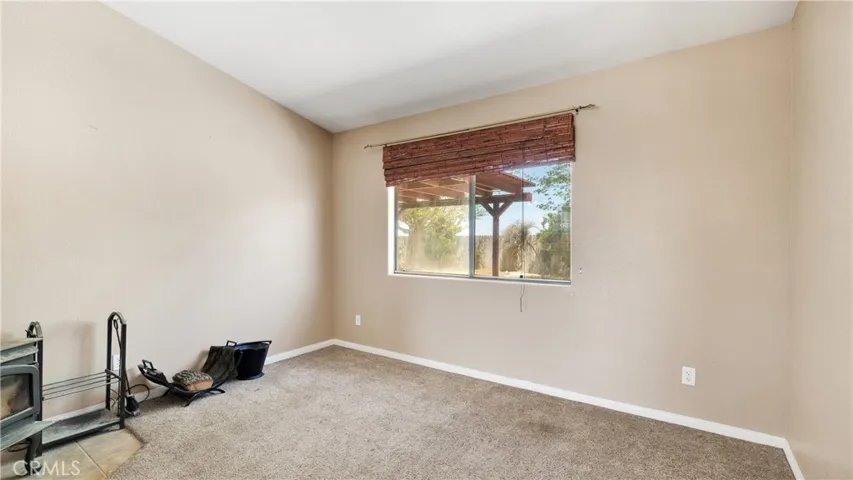 12271 Middleton Rd, Phelan, California 92372