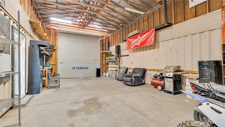12271 Middleton Rd, Phelan, California 92372