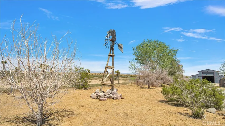 12271 Middleton Rd, Phelan, California 92372
