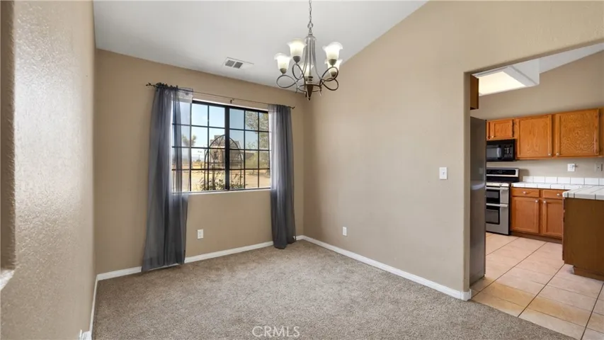 12271 Middleton Rd, Phelan, California 92372