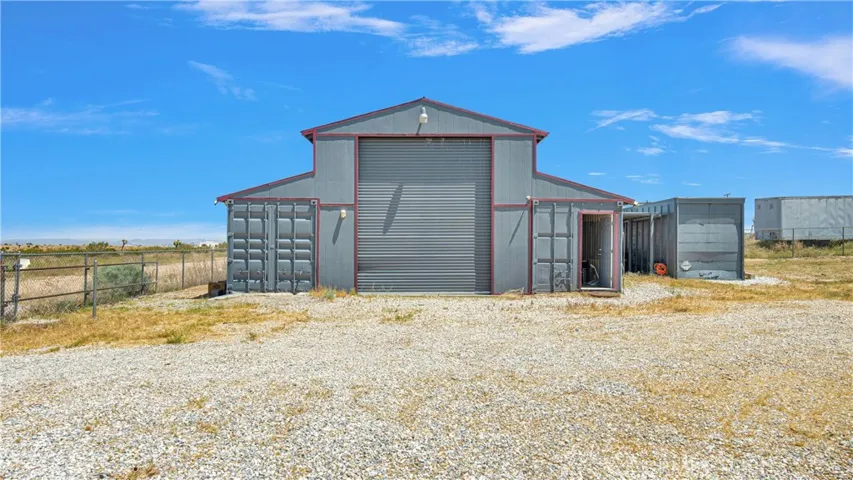 12271 Middleton Rd, Phelan, California 92372