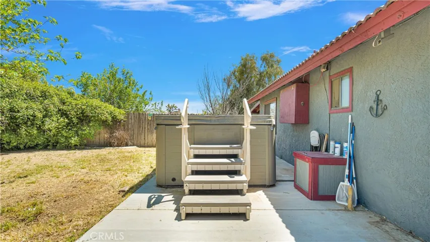 12271 Middleton Rd, Phelan, California 92372