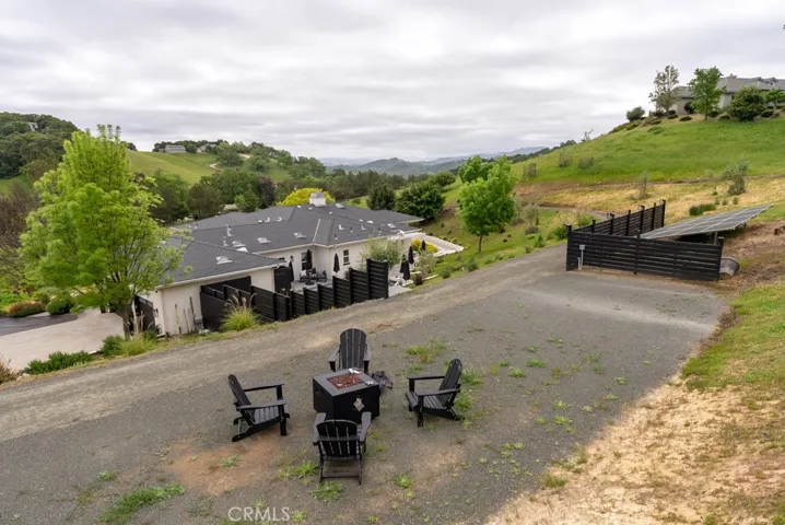8560 Corriente Road, Atascadero, California 93422