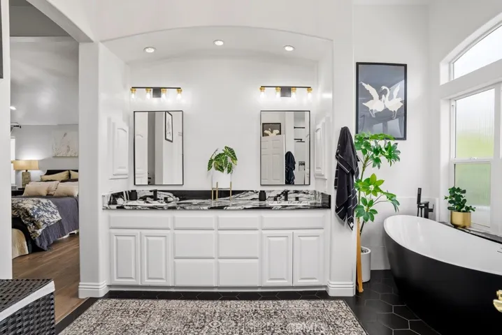 8560 Corriente Road, Atascadero, California 93422