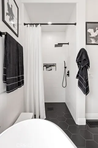 8560 Corriente Road, Atascadero, California 93422