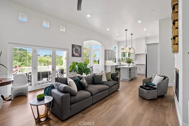 8560 Corriente Road, Atascadero, California 93422