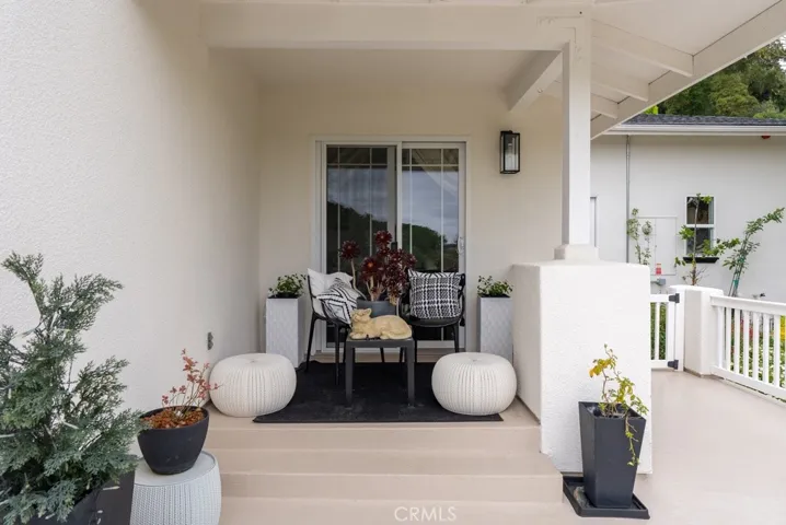 8560 Corriente Road, Atascadero, California 93422