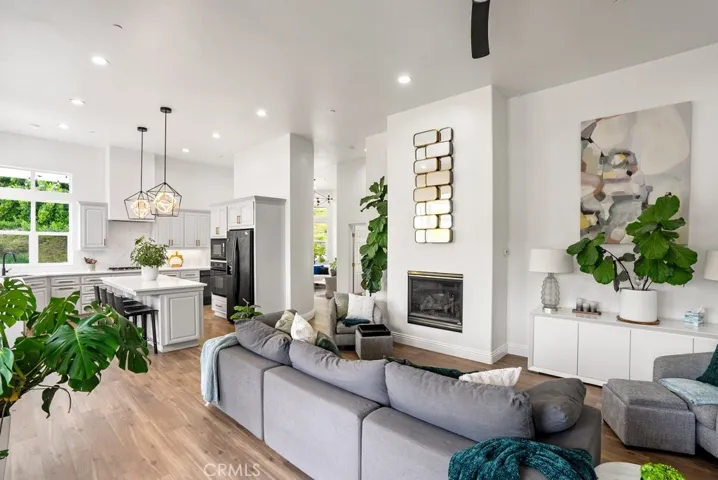 8560 Corriente Road, Atascadero, California 93422