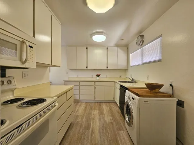 425 Grant Avenue 30, Palo Alto, California 94306