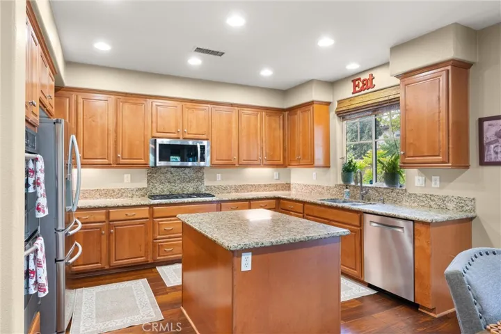 31920 Oregon Lane, Temecula, California 92592