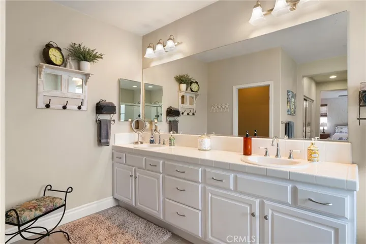 31920 Oregon Lane, Temecula, California 92592