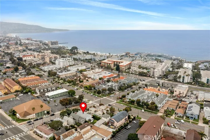 411 Emerald Street, Redondo Beach, California 90277