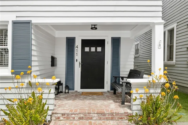 411 Emerald Street, Redondo Beach, California 90277
