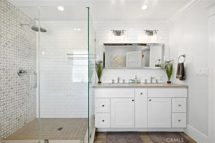 411 Emerald Street, Redondo Beach, California 90277