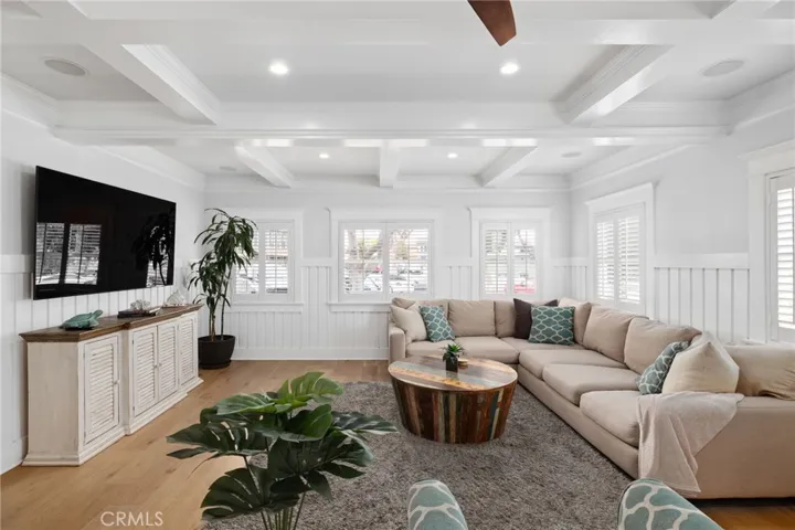 411 Emerald Street, Redondo Beach, California 90277
