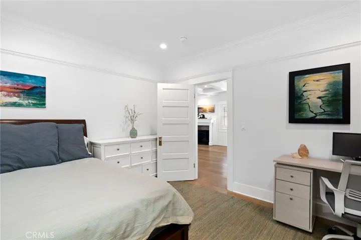 411 Emerald Street, Redondo Beach, California 90277