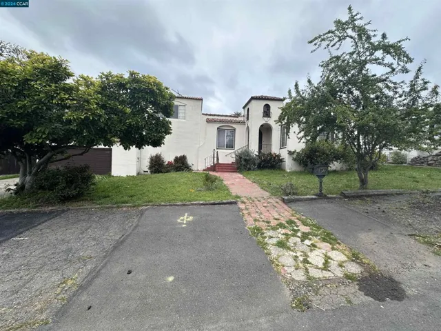 5400 Proctor Ave, Oakland, California 94618