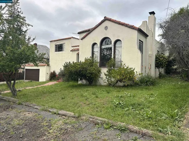 5400 Proctor Ave, Oakland, California 94618