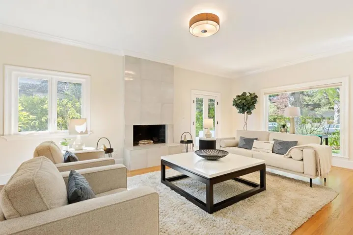 1945 Cowper Street, Palo Alto, California 94301