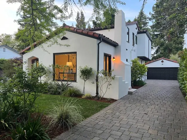 1945 Cowper Street, Palo Alto, California 94301
